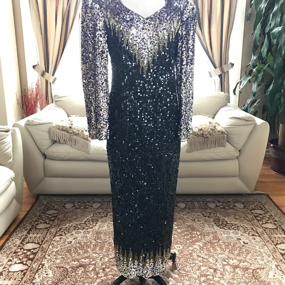Beaded gown- plus size - Picture 6 of 7